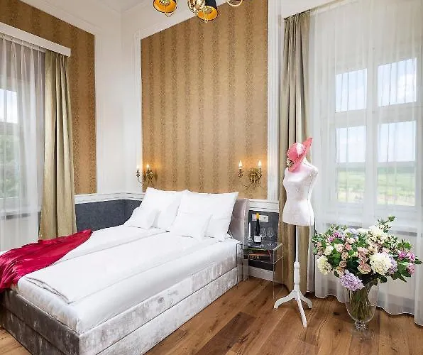 Hotel Kincsem Kastely 4*