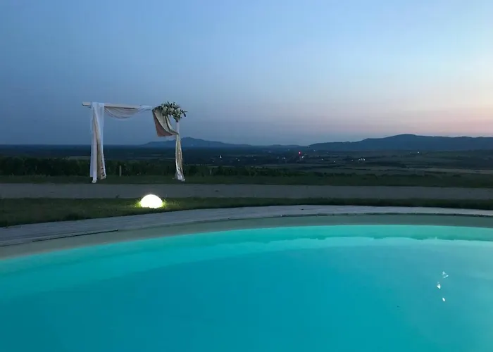 Kincsem Kastely Tolcsva