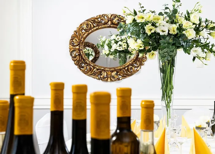 Kincsem Kastely Отель Tolcsva