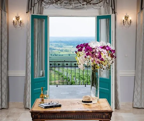 Kincsem Kastely Hotel